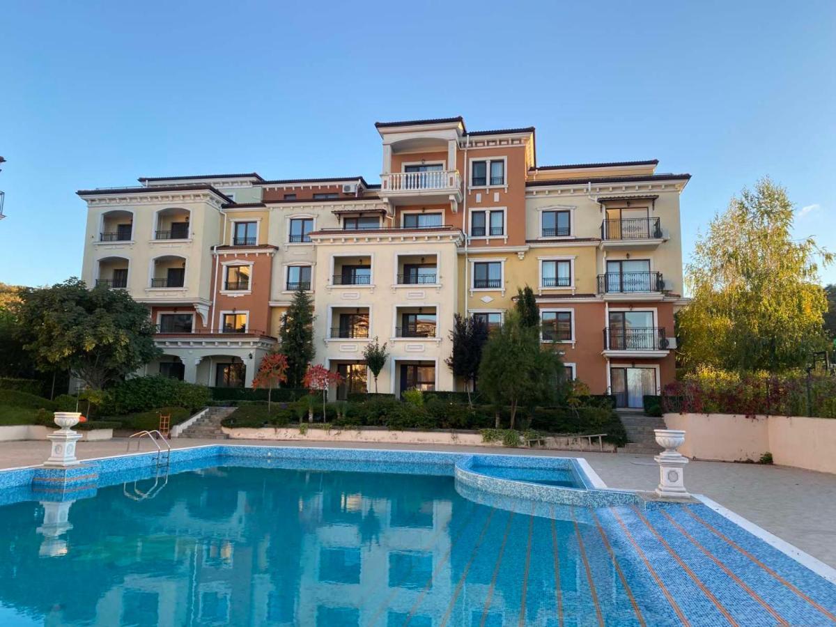 Lilia каваци, Apartment Sozopol